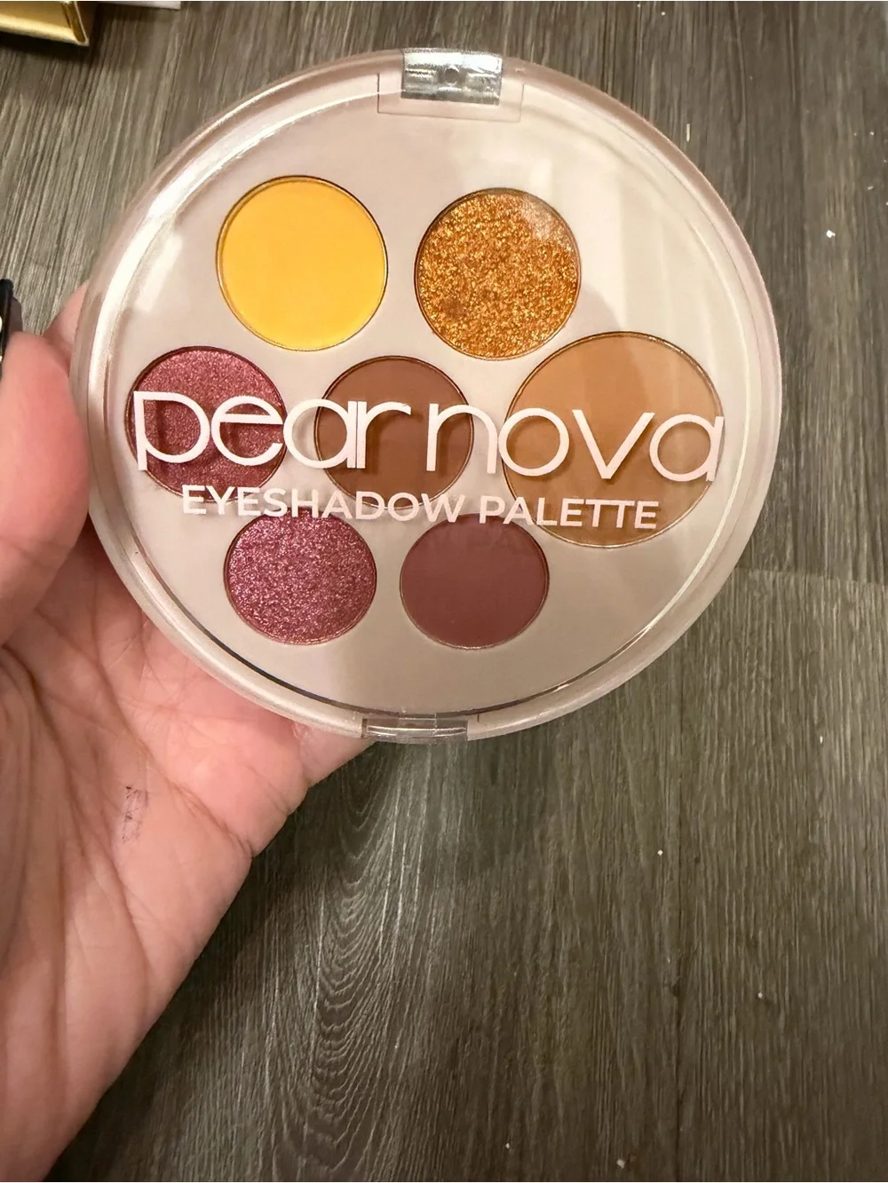 Pear Nova Eyeshadow Palette - new